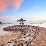 Laghawa Beach Hotel